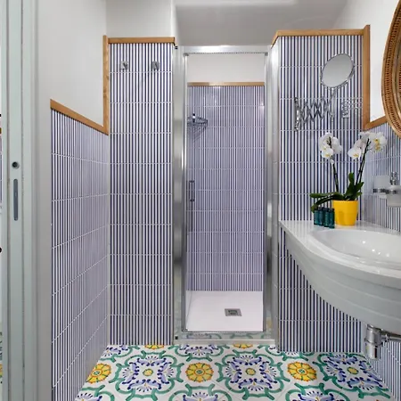 Le Di Apartment