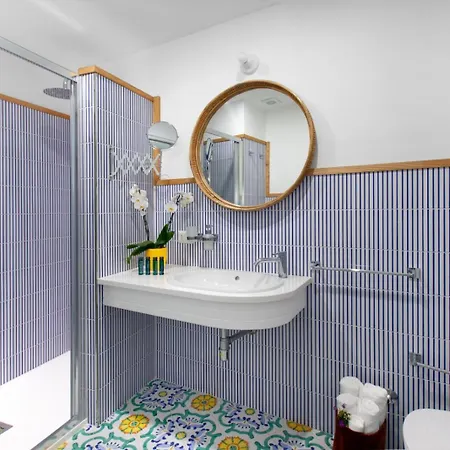 Le Di Apartment